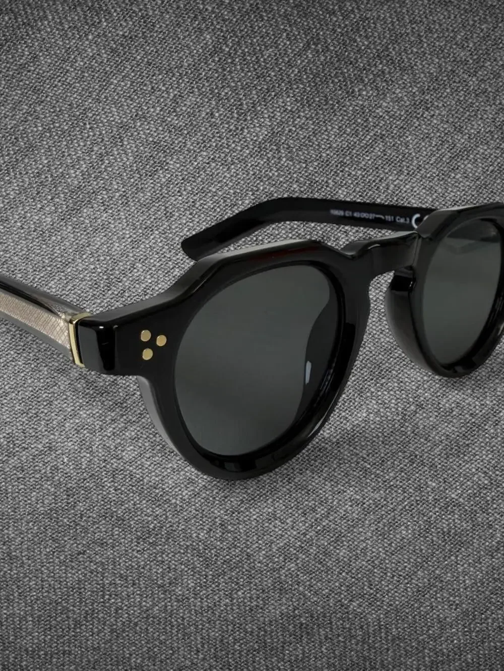 Black Round Sunglasses Gold Rivet Retro Style - Unbranded
